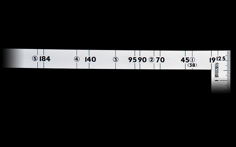 曲尺ツーバイフォー  シルバー  ２×４／１尺５寸  併用目盛１９㎜巾