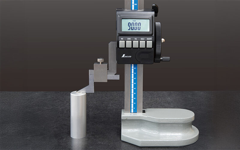 デジタルハイトゲージ　３００㎜防塵防水　ハンドル付